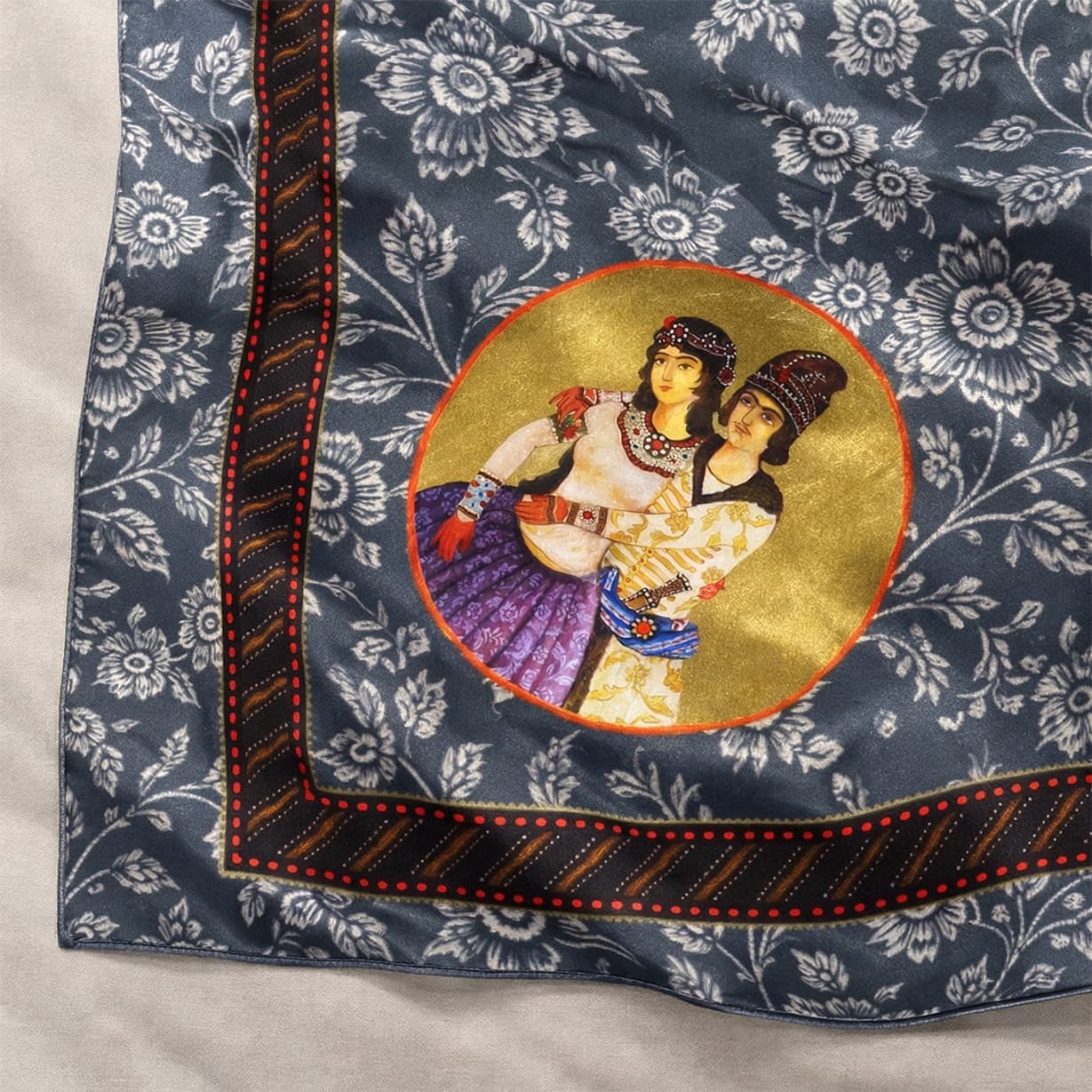 ყაჯარები — Levan Margiani-ის თავსაფარი Artiani-ისთვის. ფერი: Navy. ზომა: 55x55. სურათი 2